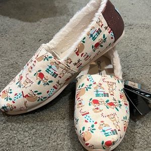New Women’s Toms Christmas Holiday Sloth Slip on Shoes with Faux Fur, 11M